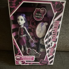 Monster High Spectra Vondergeist Boo-riginal Creeproduction Fashion Doll picture
