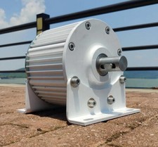 2000W Permanent Magnet Generator 3-Phase 120V220V Synchronous Gearless Generator picture