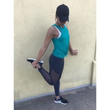 Lululemon Reveal 7/8 Tight Leggings 6 Velocity Black Yoga Gym Athleisure Workout picture