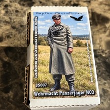 1/35 Raptor Miniatures #35007 Wehrmacht Panzerjager NCO picture