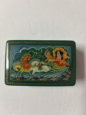 Vintage Russian Lacquer Trinket Box Troika Horse Sleigh Hand Painted Style Green picture
