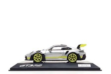 Spark 1:43 Porsche 911 GT3 RS (992) in GT Silver / Acid Green (Dealer Edition) picture