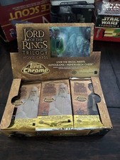 (1) Sealed Pack 2004 Topps Chrome Lord of the Rings Trilogy Movie Cards picture