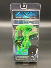 Neca Alien Glow In the Dark Thermal Vision Warrior Alien Xenomorph (122)  picture