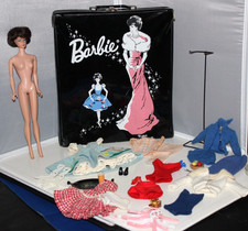 Vintage Bubblecut Barbie doll, case, clothes and accessories picture