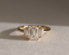 3 Ct IGI Emerald F/VS1 Lab Grown Diamond Women Wedding Gift Ring 14K Yellow Gold picture