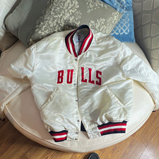 Starter Chicago Bulls NBA White/Red/Black Satin Jacket Men's XL picture
