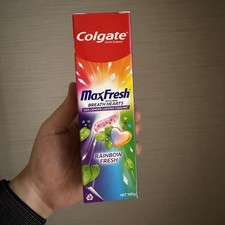 Colgate MaxFresh Breath Rainbow Gel Toothpaste Heart Shape Cool Crystal 100g picture
