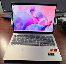 HP Pavilion Plus 14-ey0095cl 2.8K OLED Ryzen 7 7840U 16GB 256GB Win11 + Charger picture