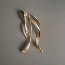 .925  Vintage Hook Wire Earrings Flowing Ribbon Design 1.75 In picture