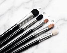 MAC Cosmetics Brushes Brand New Full & Short Size ~100% Authentic-CHOOSE BRUSH picture
