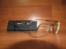 Van Heusen Eyeglass Frames Mens Gunmetal Aviator Clyde GUN 57-19-145 57mm & Case picture