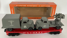 Lionel #6809 Vintage Flatcar with USMC antiaircraft & medical truck 1958 picture
