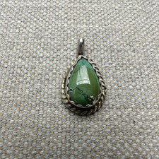 Gorgeous Vintage Unique Sterling Silver Green Turquoise Tear Drop Pendant picture