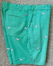 EUC Unique Castaway Green White Sperm Whales Embroidered Vacation Boat Shorts 32 picture