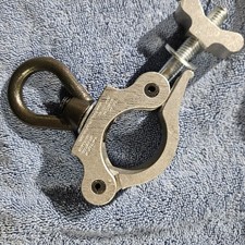 The Light Source Slim  Coupler w/Eye Bolt, Aluminum Finish 500 LBS Rating picture