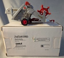 NIB Ertl Collectibles Model #A039 Die-Cast Case IH Pull Type Harvester Vtg 1996 picture