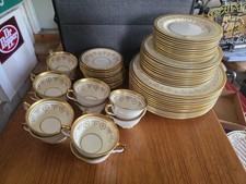 Aynsley GOLD DOWERY (12) 5 Pc Place Settings Service For 12 Set Vintage picture