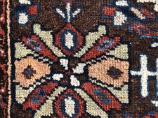 【NEAR MINT】 Antique Qashqai Tribal Rug, Rare Square Format 3x3 picture