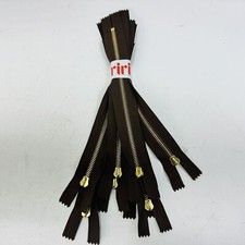 9X - RiRi Zipper M6, One Way Separating End GOLD, Brown, Twill Flach 9
