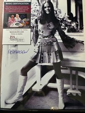 ALI MACGRAW Signed (JSA) Vintage B&W Photo 8X10 ACTRESS Love Story picture