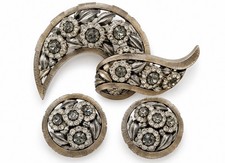 Vintage Crown TRIFARI © Rhinestone Floral Swirl Brooch Clip Earrings Demi Parure picture