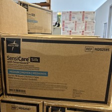 Medline SensiCare Silk Nitrile PF Exam Gloves, Size Medium, 2,500 Gloves In Case picture