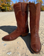 Lucchese Classic's Handmade DEVIN Men's Tan Brown Ranch Hand Boots 10.5D *Read* picture