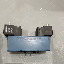 New Bosch Rexroth Aventics GT-010032-02626 R432006365 5/3 Pneumatic Valve 120VAC picture