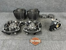 OEM HARLEY-DAVIDSON 24-25 MILWAKEE 8 HEADS, CYLINDERS, PISTONS & THROTTLE BODY picture