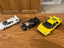 kyosho lamborghini countach 1:18 picture
