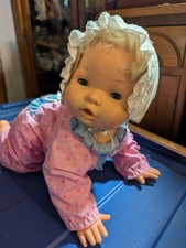 Vintage 1988 Irwin Toy Oopsie Daisy Crawling Baby Doll WORKS picture