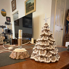 Ceramic Christmas Tree (Gingerbread Tree) stand 10” w clear star picture