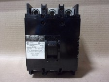 Square D Q2L3200 3 Pole 200 Amp 240V Circuit Breaker FLAW #6 picture