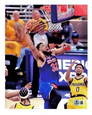 Karl Anthony Towns Signed 8x10 Photo New York Knicks Autographed Beckett BAS COA picture