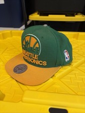 Vintage Seattle Supersonics Mitchell Ness Snapback NBA RARE Iconic Collector picture