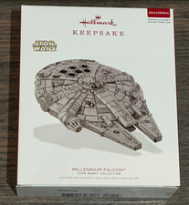 HALLMARK KEEPSAKE 2018 MILLENNIUM FALCON Star Wars Storytellers Ornament NEW picture