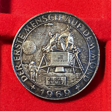 Apollo 11 1969 Silver Commemorative Coin Astronauts Space Armstrong Aldrin picture