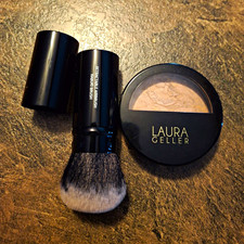 Laura Geller Baked Balance-n-Brighten Pressed Powder Foundation Medium 0.32 oz picture