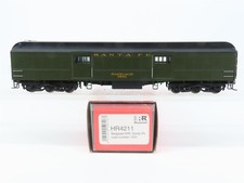 HO Scale Rivarossi HR4211 ATSF Santa Fe Railroad 60' Baggage Passenger Car #1931 picture