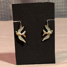 Silver Tone Swallow Bird Dangle Drop Earrings Metal Hook Closure No Stone picture
