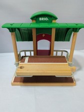 Brio Travel Switching Wood Train Elevator Platform Station Wooden EXCELLENT Cond picture