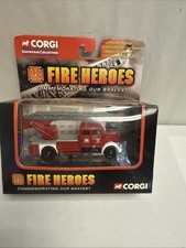 Corgi Fire Heroes Die-Cast Ladder Truck 90064 picture