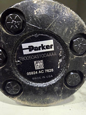 Parker Hydraulic Motor TB0050AS100AAAA Flange Mount 1in 6B Spline Shaft picture