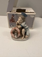 Lladro Mondays Child Porcelain Sculpture With Original Box Has Broken Finger picture