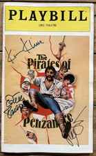 PIRATES OF PENZANCE Signed Playbill KEVIN KLINE, ESTELLE PARSONS, REX SMITH 1981 picture