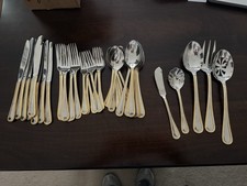 Wallace Gold Royal Brad 18/8 Stainless Flatware Gold Trimmed 45 Piece Set New picture