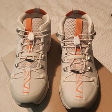 On Cloudtrax Women’s Hiking Shoes White/Orange US 8.5 Wide New in Box picture