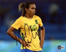 MARTA SIGNED AUTOGRAPHED 8x10 PHOTO WORLD CUP BRAZIL SOCCER GOAT BECKETT BAS picture
