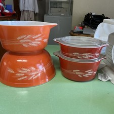 Pyrex Autumn Harvest misc. pieces picture